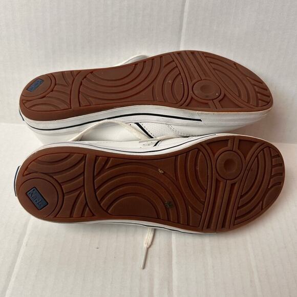 Keds Size 7 Classic Low Top White Leather Sneaker Shoes Casual Walking Travel - Picture 5 of 8